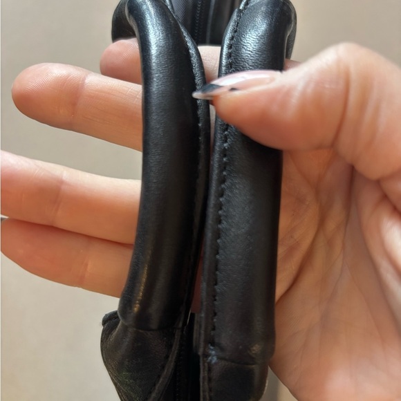 Leatherology Ebony Slim Laptop Briefcase without Shoulder Strap - Picture 6 of 8